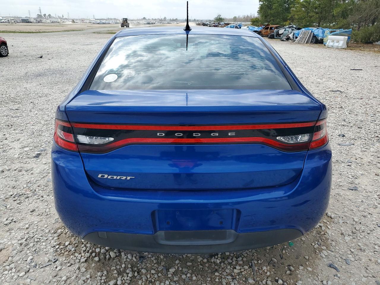 2014 DODGE DART SE photo 16