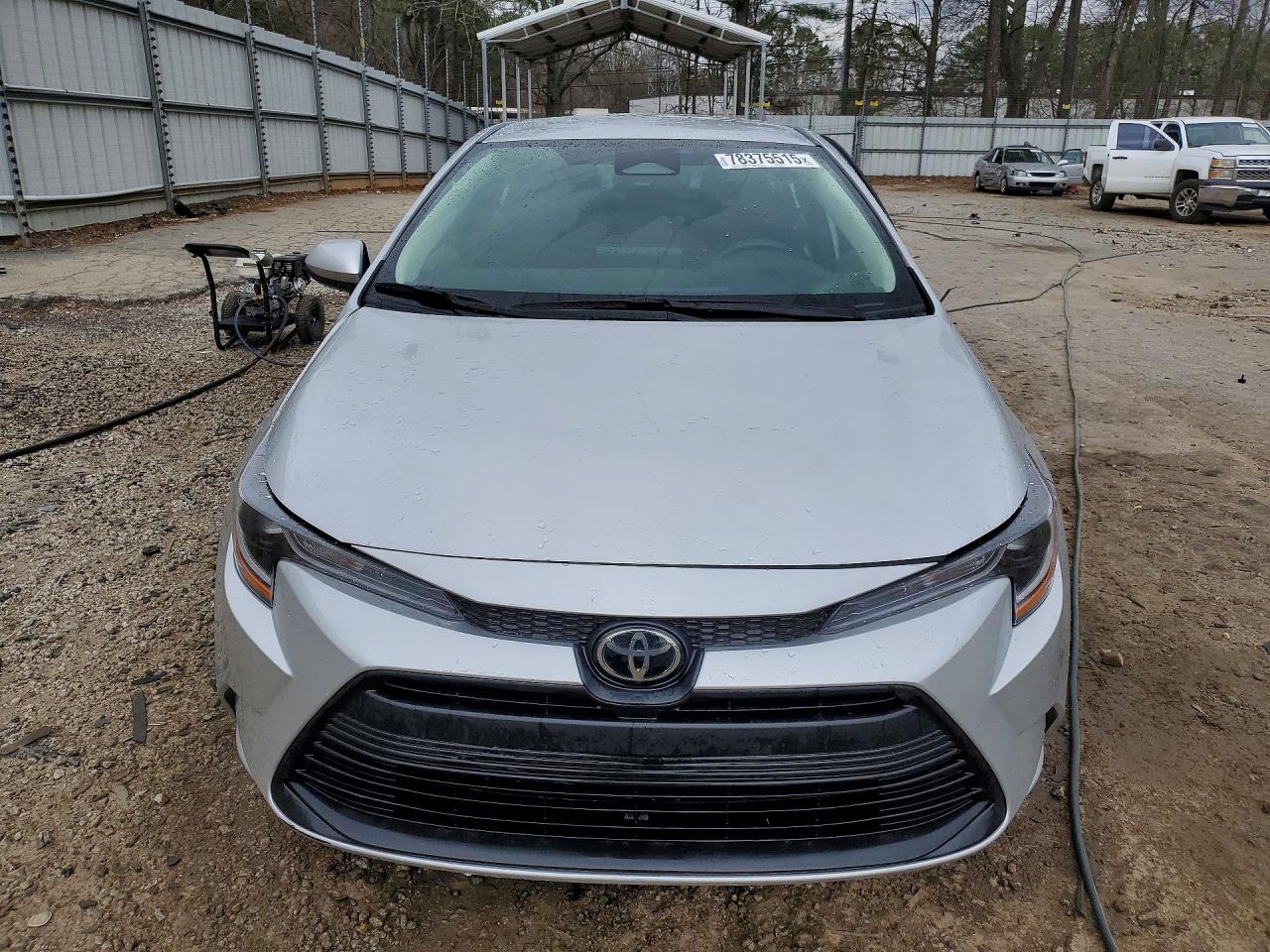 2025 TOYOTA COROLLA LE photo 9