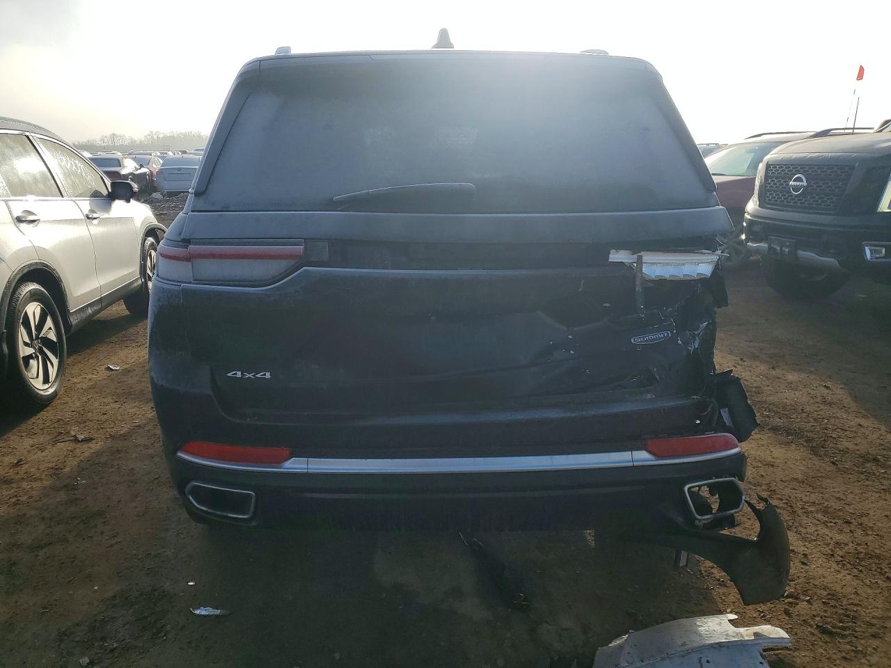 2023 JEEP GRAND CHEROKEE SUMMIT photo 11