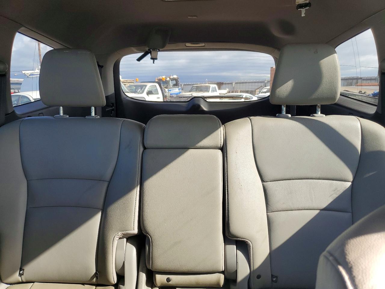 2016 HONDA PILOT photo 10