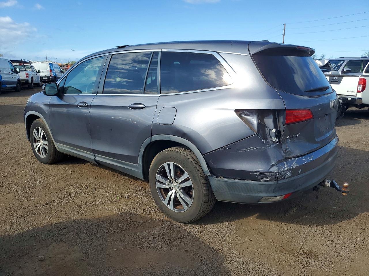 2016 HONDA PILOT photo 2