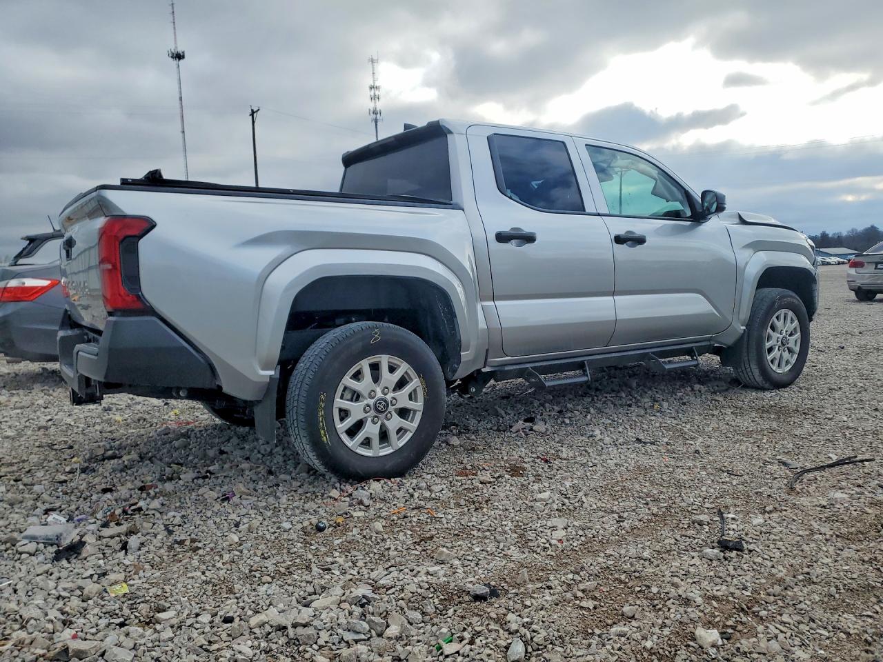 2024 TOYOTA TACOMA SR photo 5