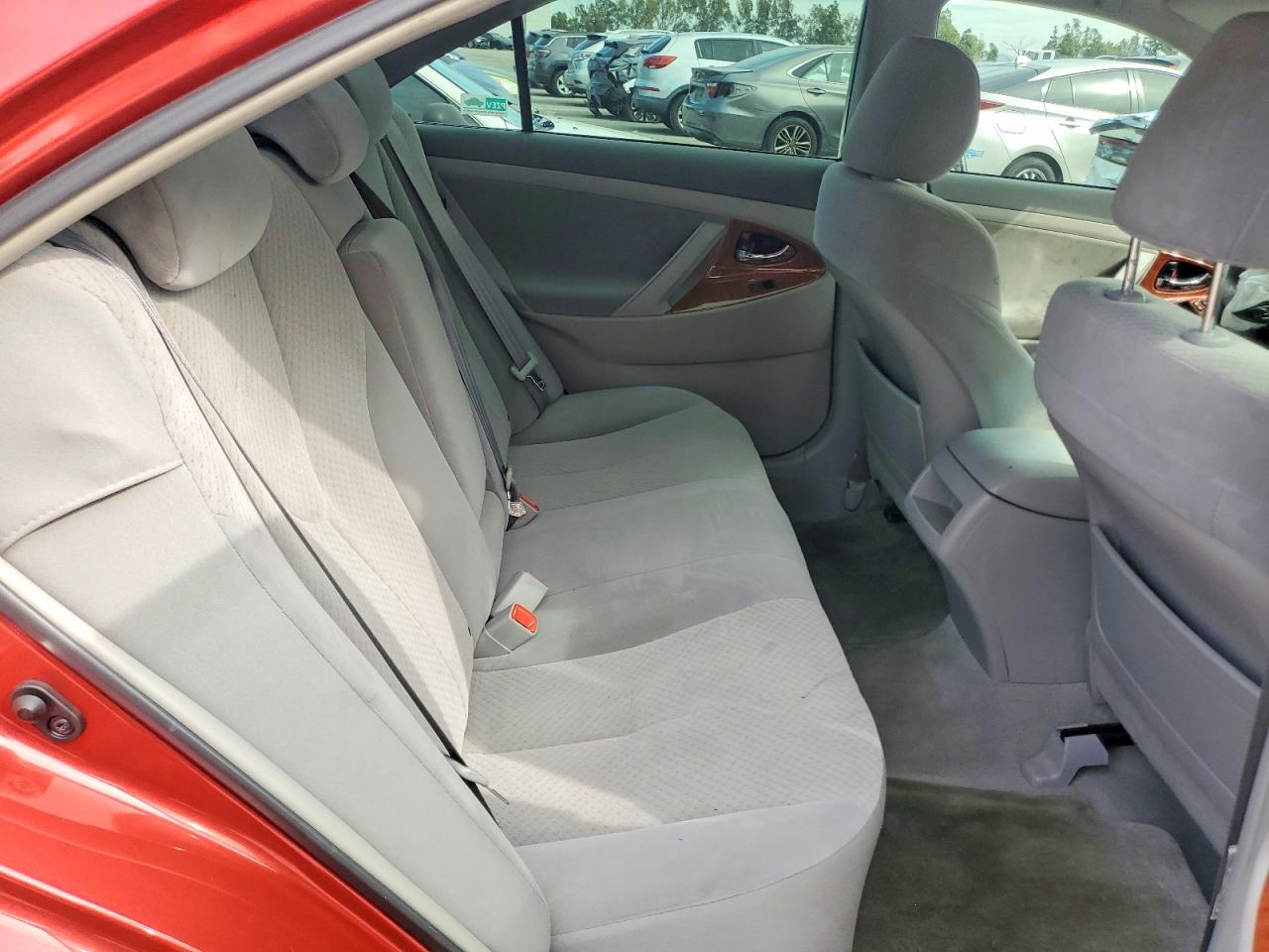 2009 TOYOTA CAMRY LE photo 19