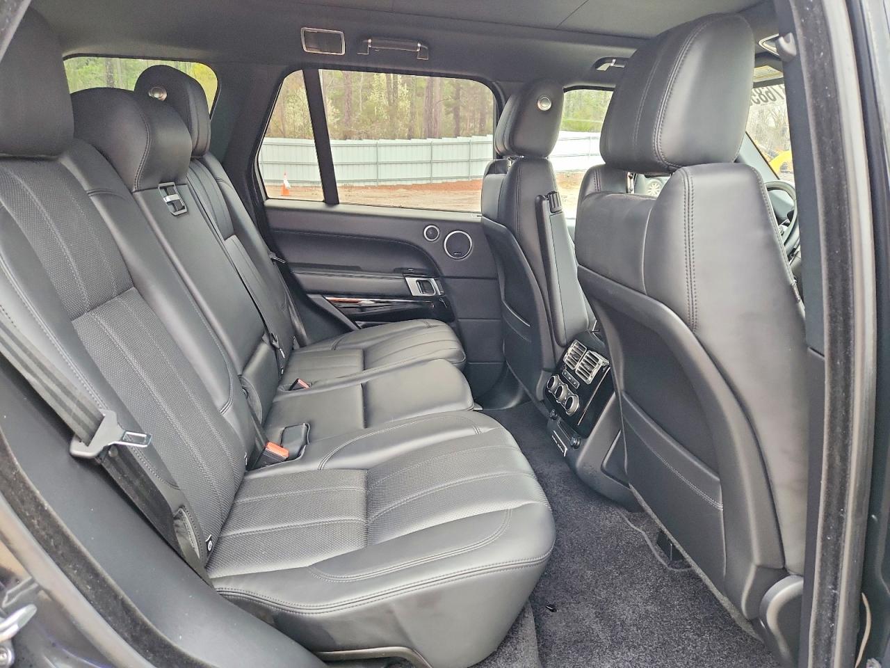2016 LAND ROVER RANGE ROVER HSE photo 28