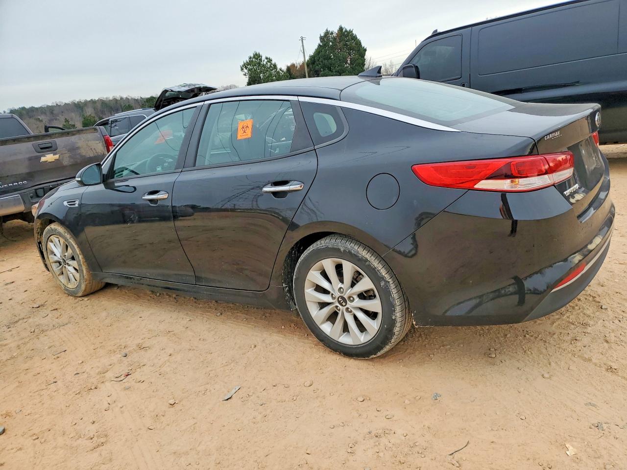 2018 KIA OPTIMA LX photo 2