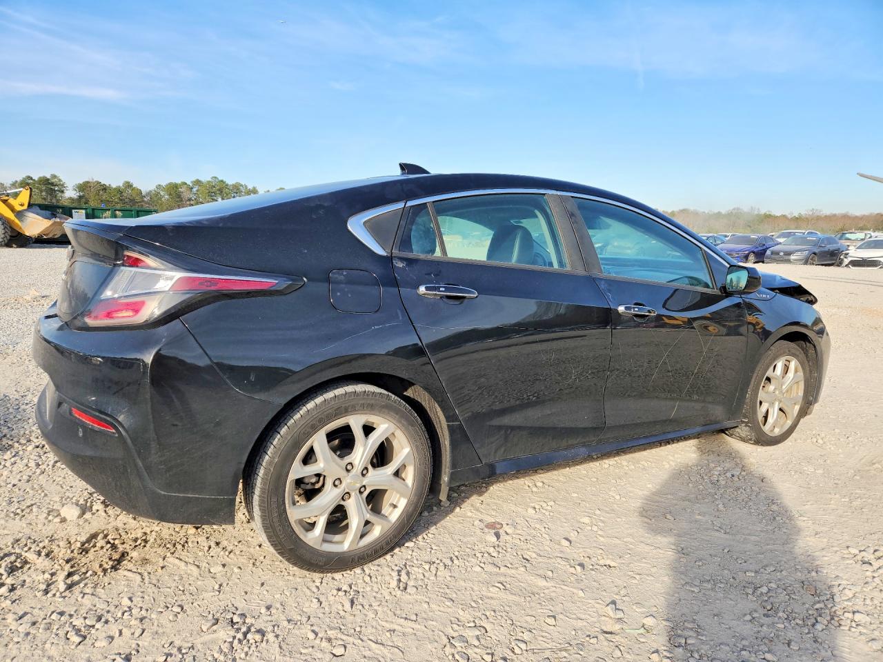2017 CHEVROLET VOLT PREMIER photo 5