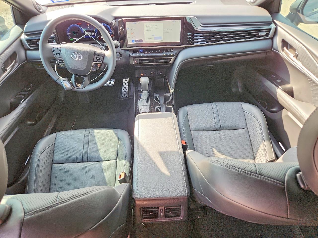 2025 TOYOTA CAMRY XSE photo 8