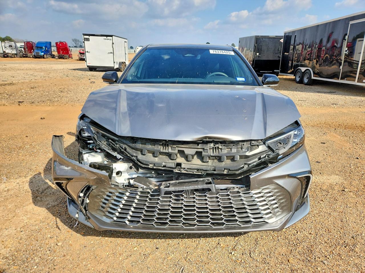 2025 TOYOTA CAMRY XSE photo 5