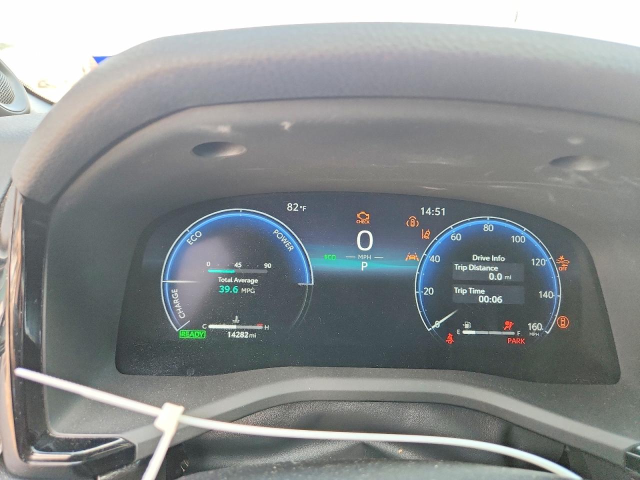 2025 TOYOTA CAMRY XSE photo 9