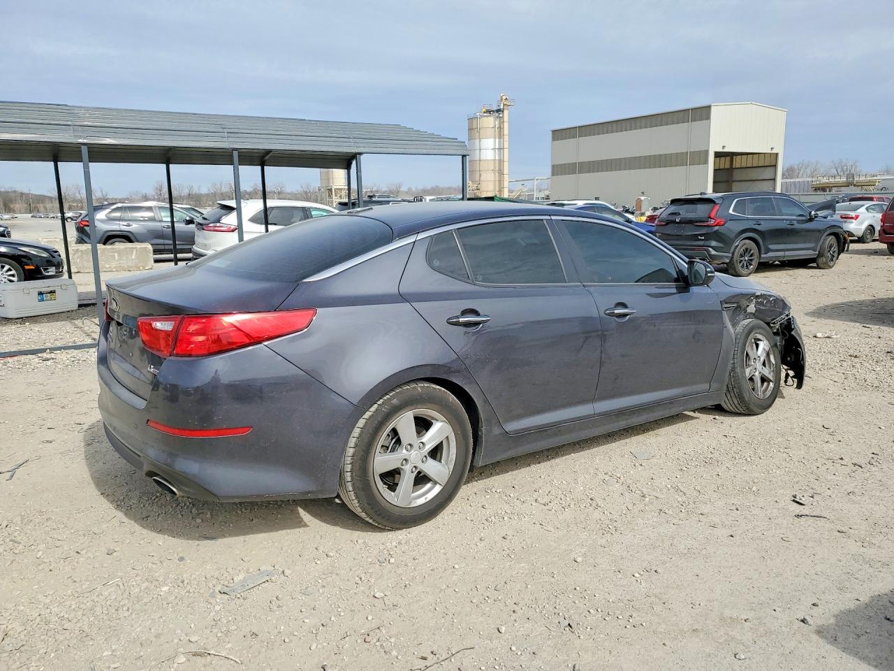 2015 KIA OPTIMA LX photo 3