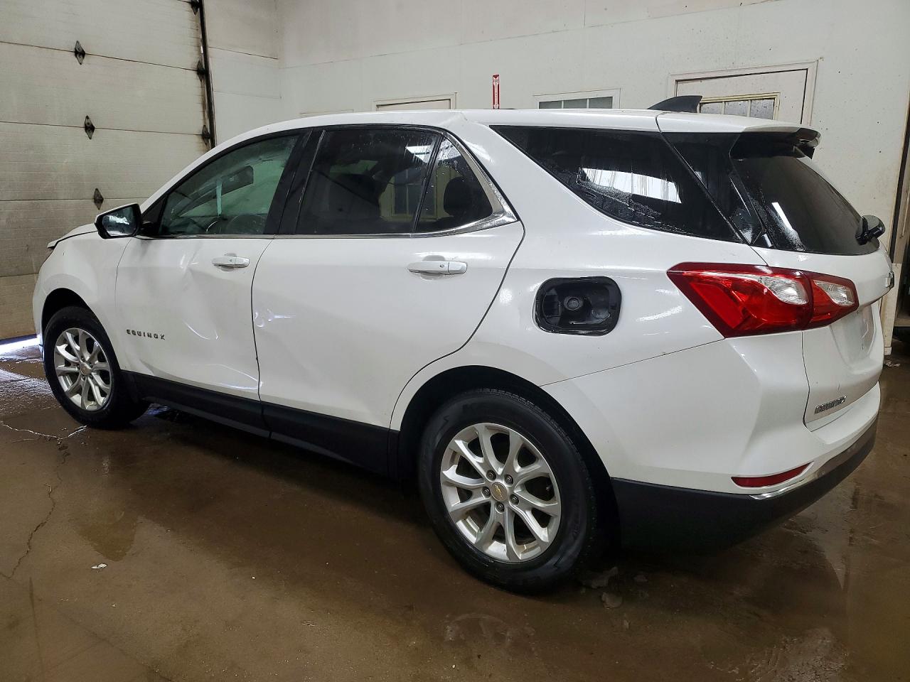 2018 CHEVROLET EQUINOX LT photo 3
