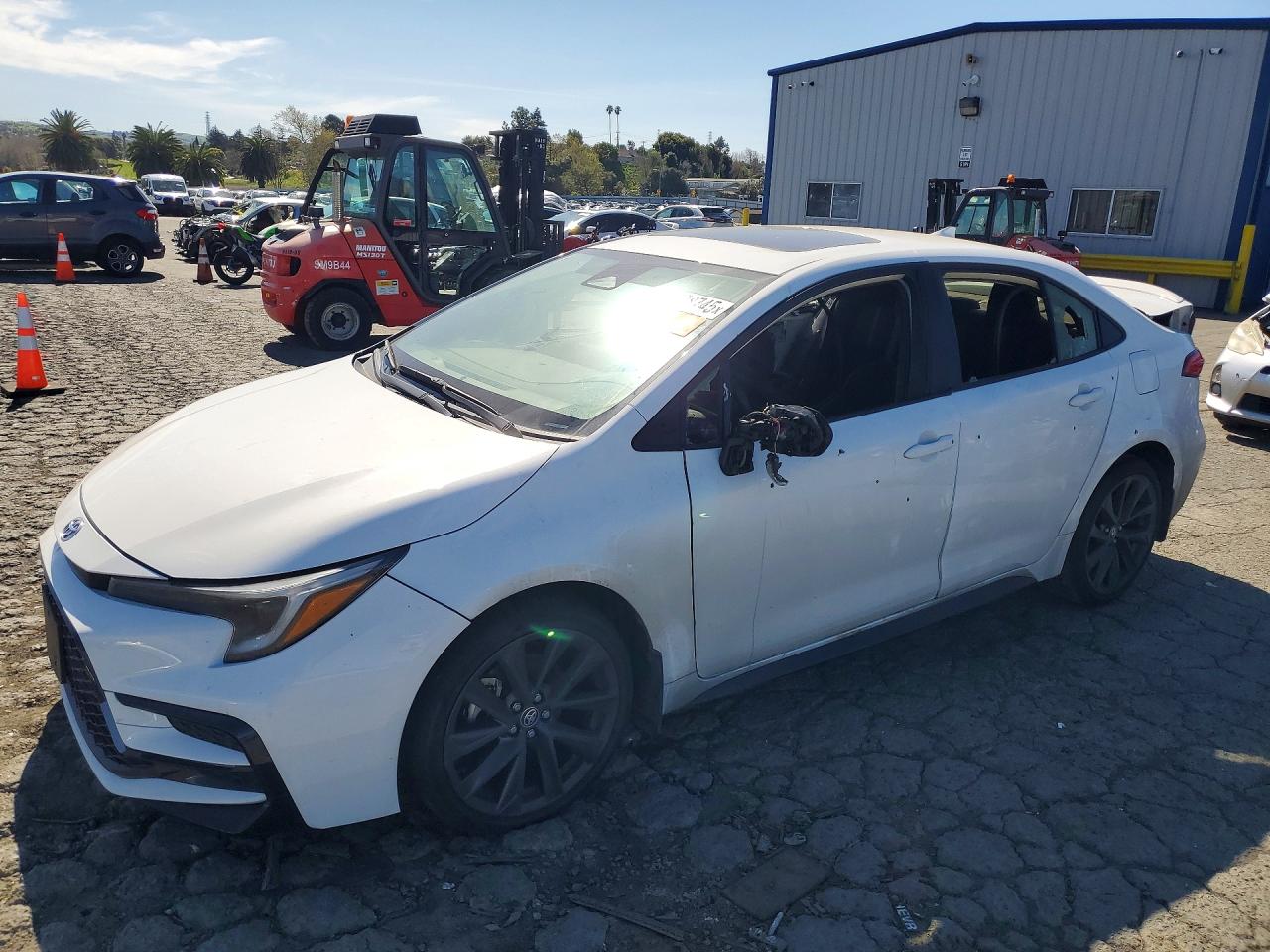 2024 TOYOTA COROLLA