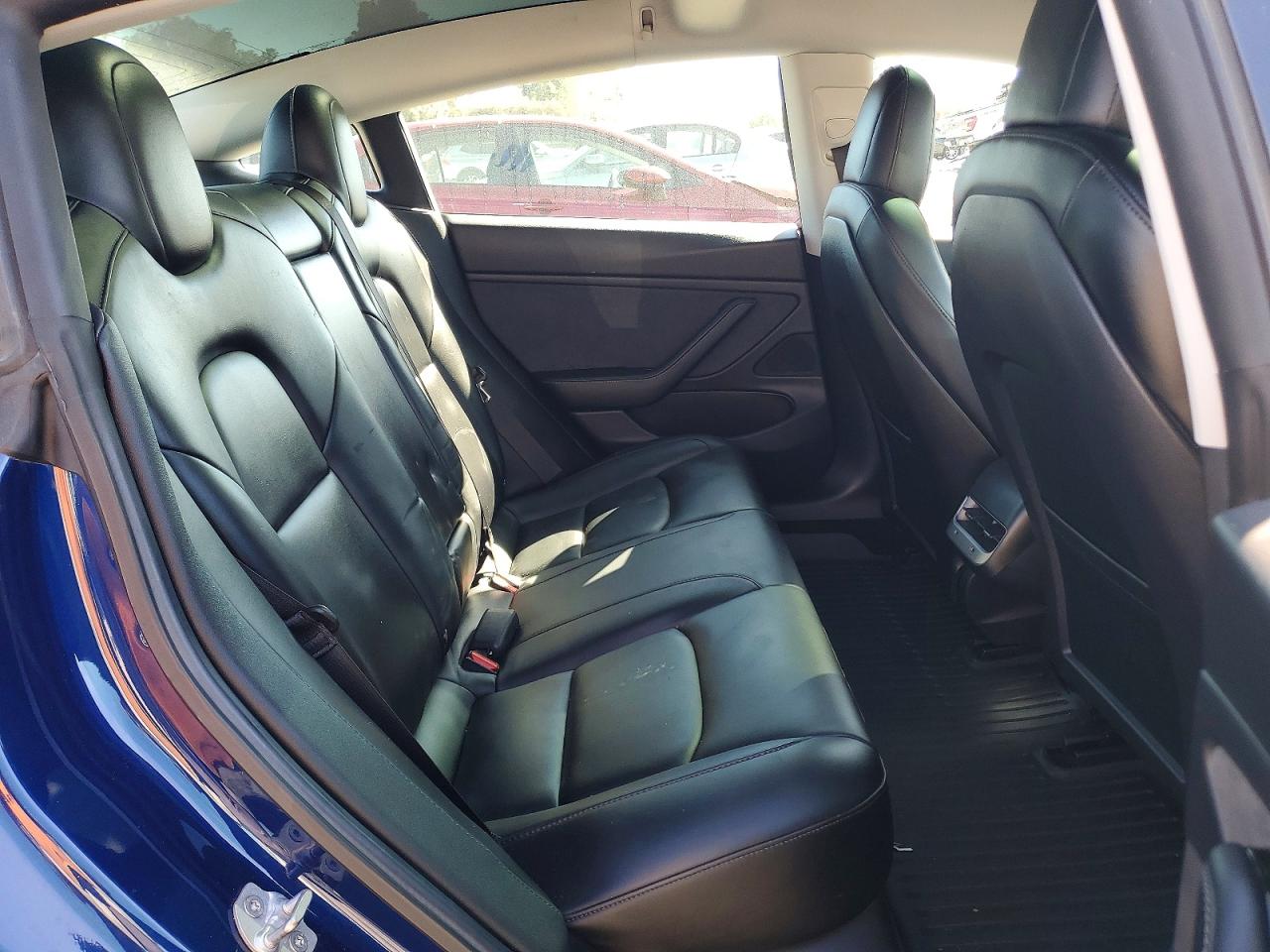 2019 TESLA MODEL 3 photo 28