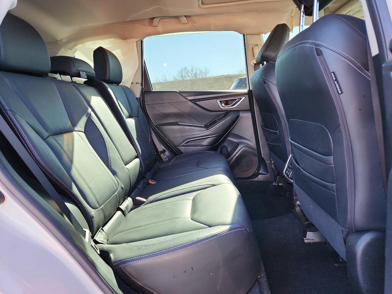2019 SUBARU FORESTER TOURING photo 11