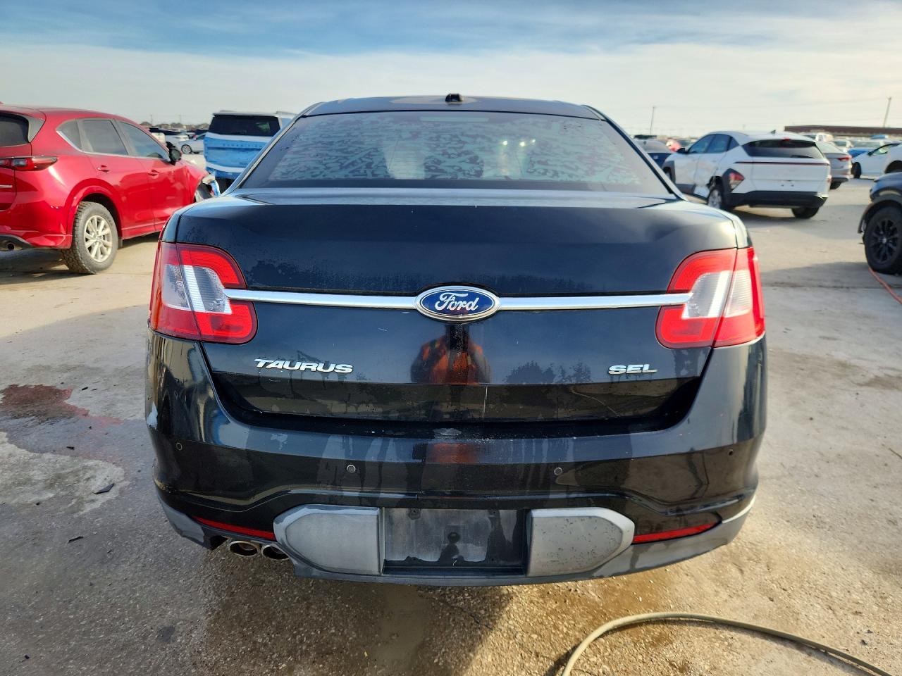2012 FORD TAURUS SEL photo 11