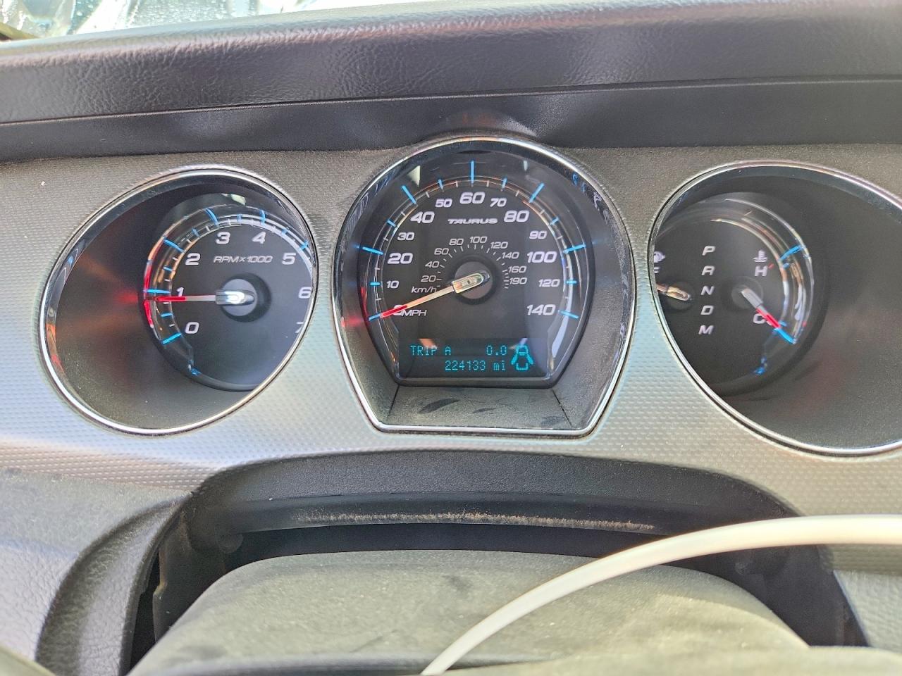 2012 FORD TAURUS SEL photo 17