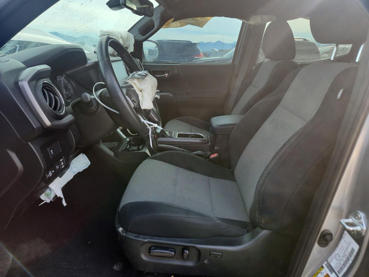 2022 TOYOTA TACOMA TRD SPORT photo 13