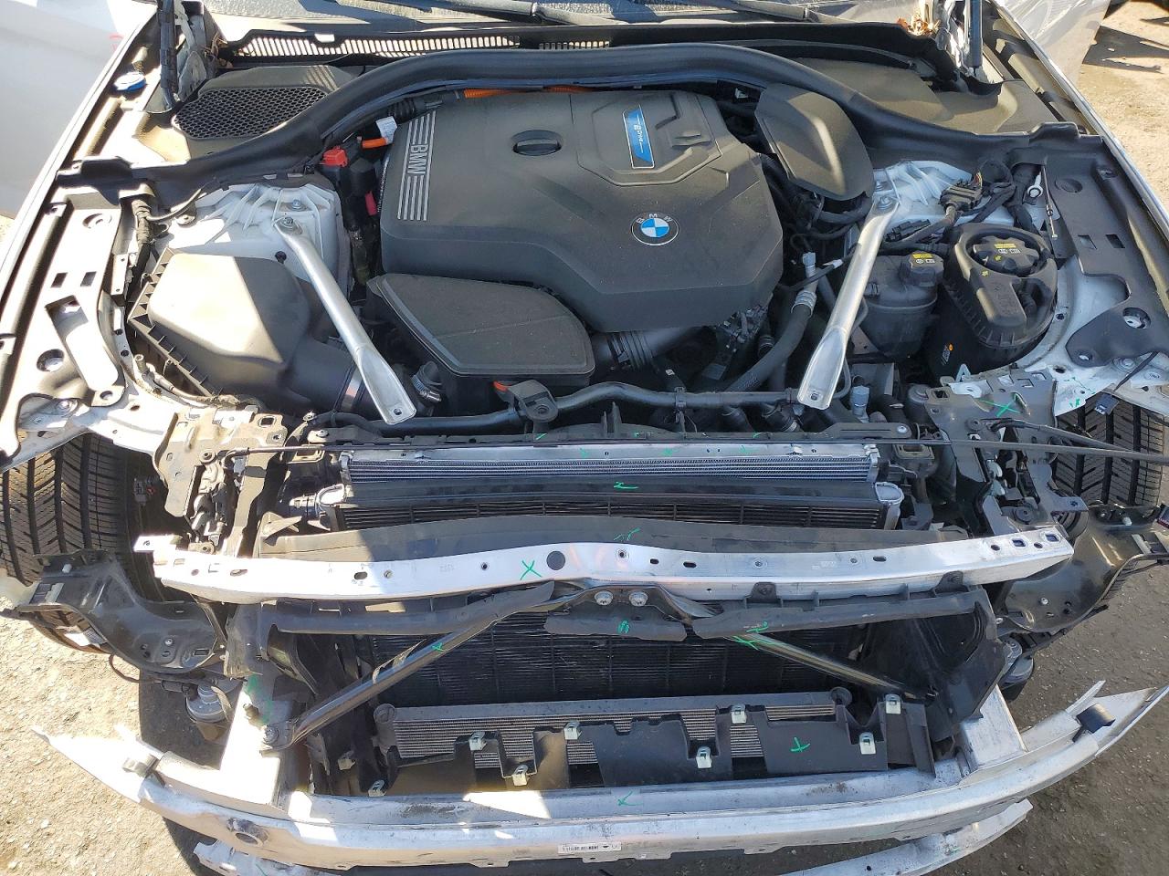2022 BMW 530E photo 11
