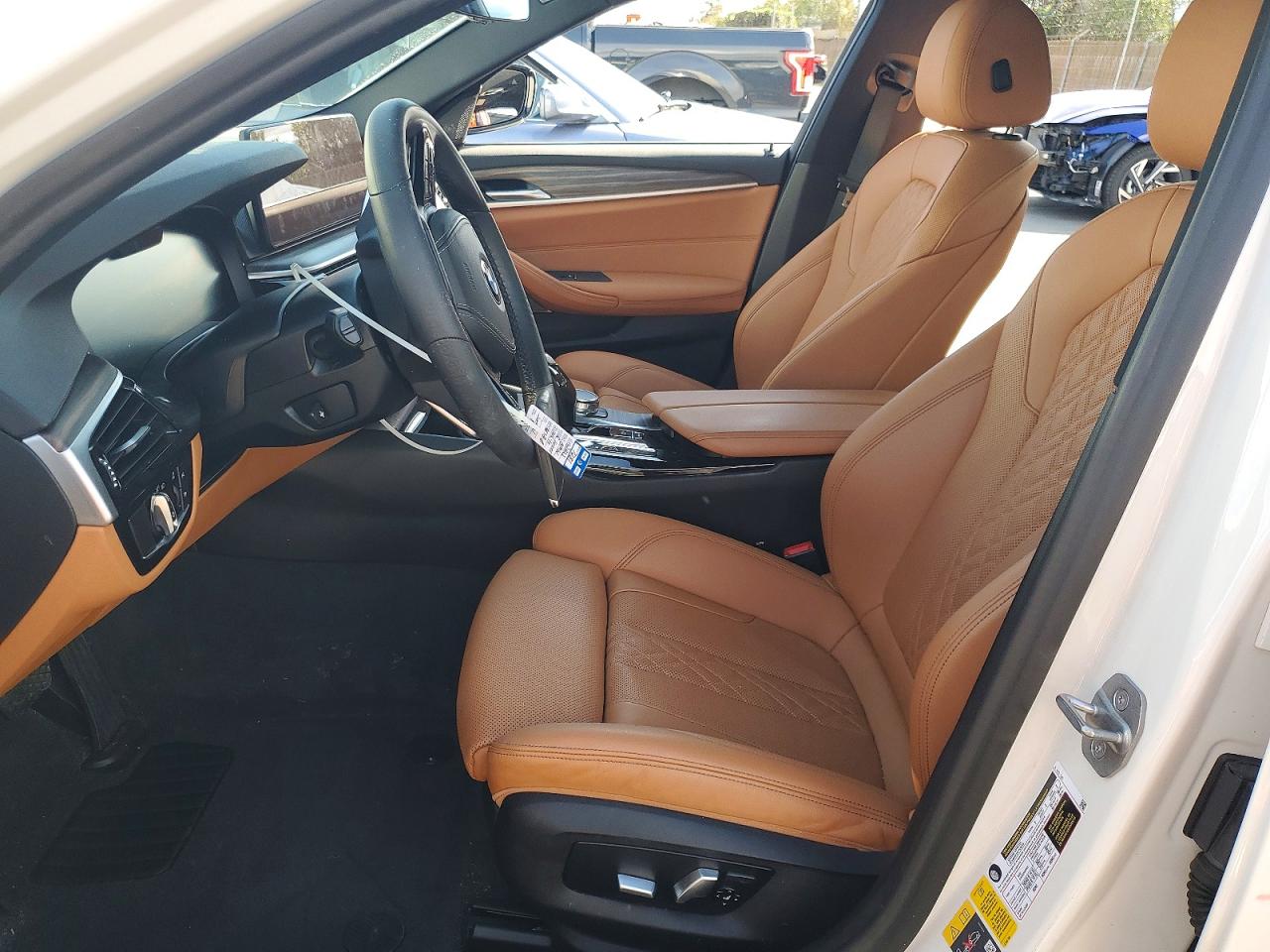2022 BMW 530E photo 7