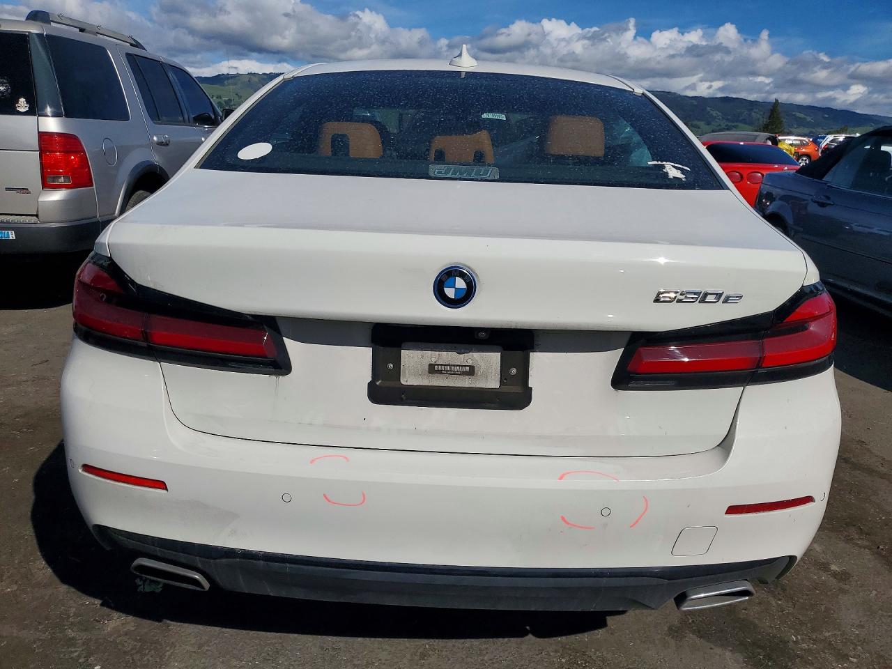 2022 BMW 530E photo 6