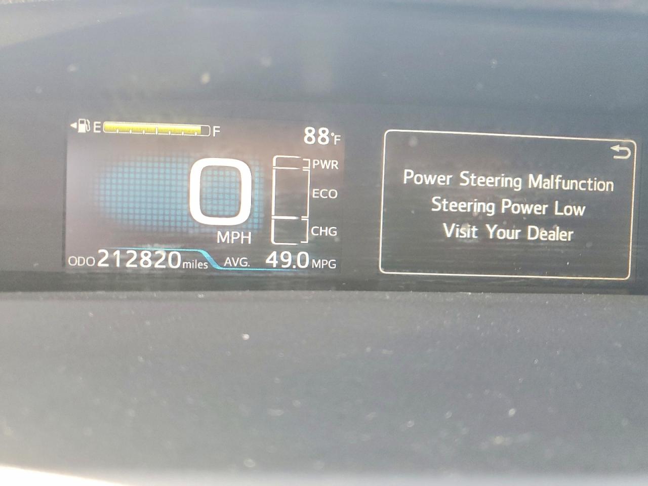 2017 TOYOTA PRIUS THREE photo 9