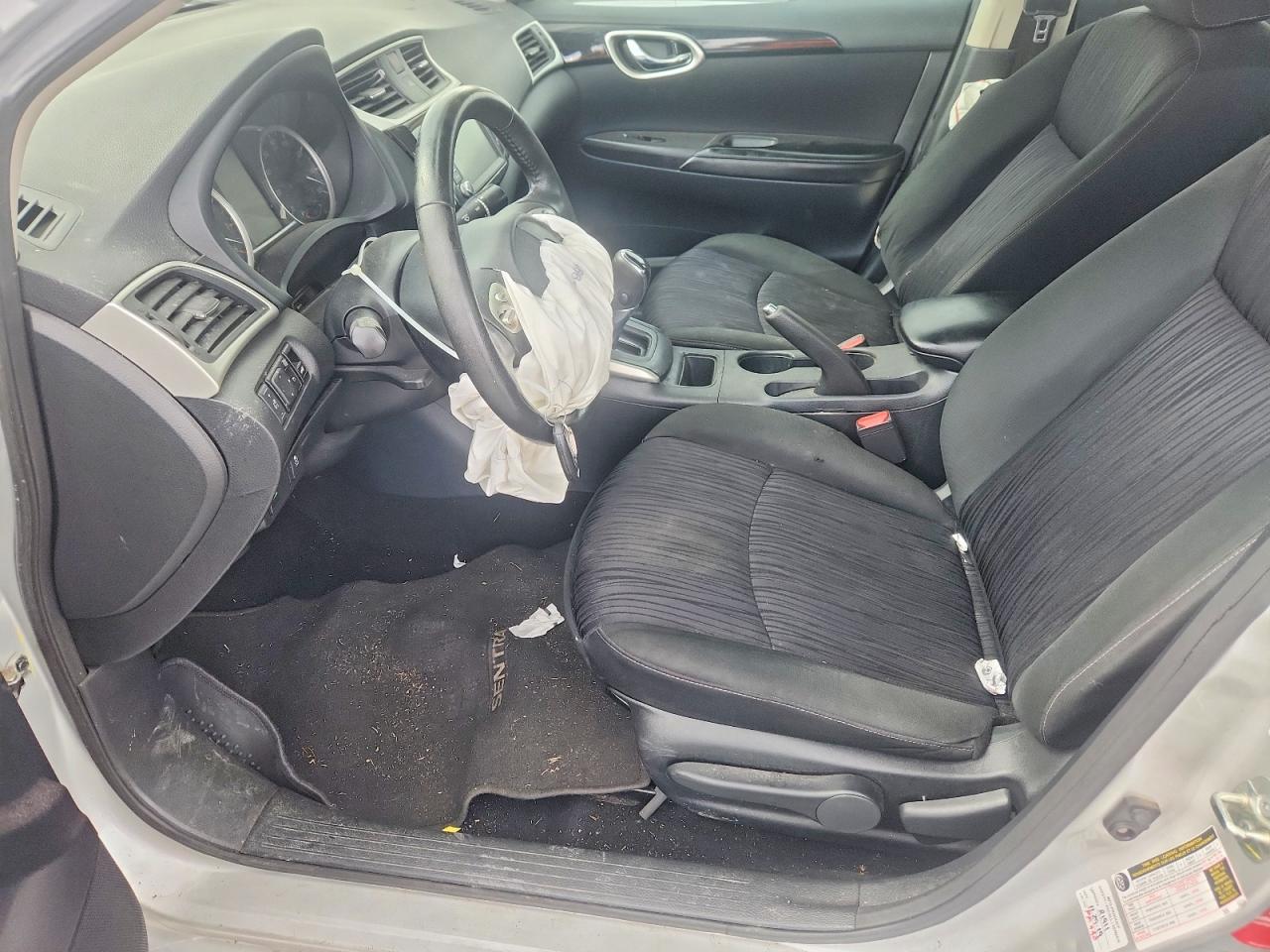 2019 NISSAN SENTRA SV photo 7