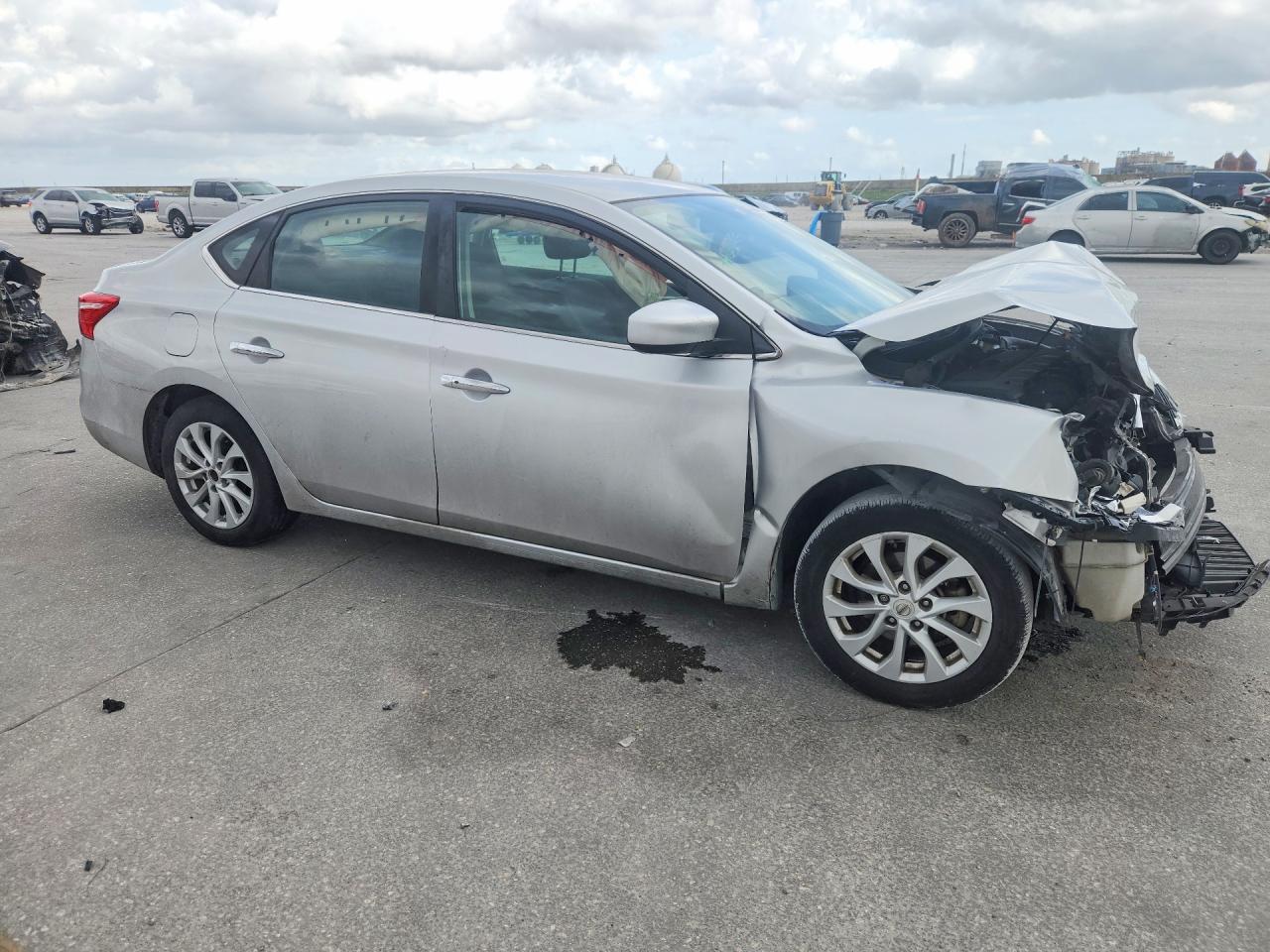 2019 NISSAN SENTRA SV photo 4