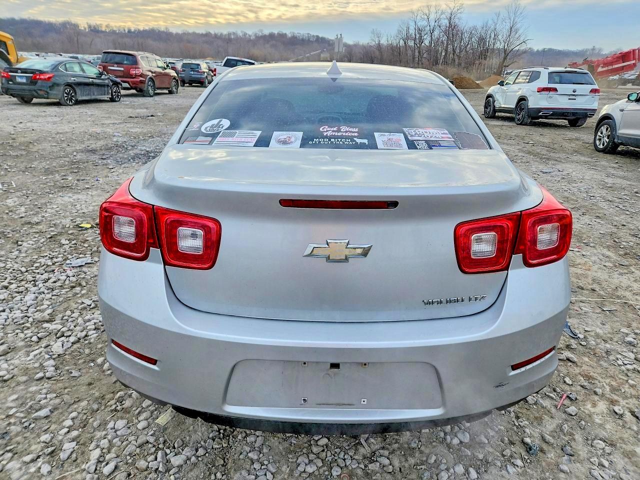 2013 CHEVROLET MALIBU photo 6