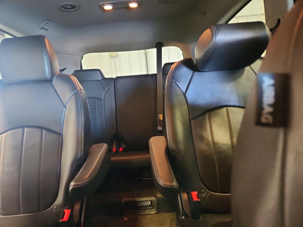 2015 BUICK ENCLAVE photo 28