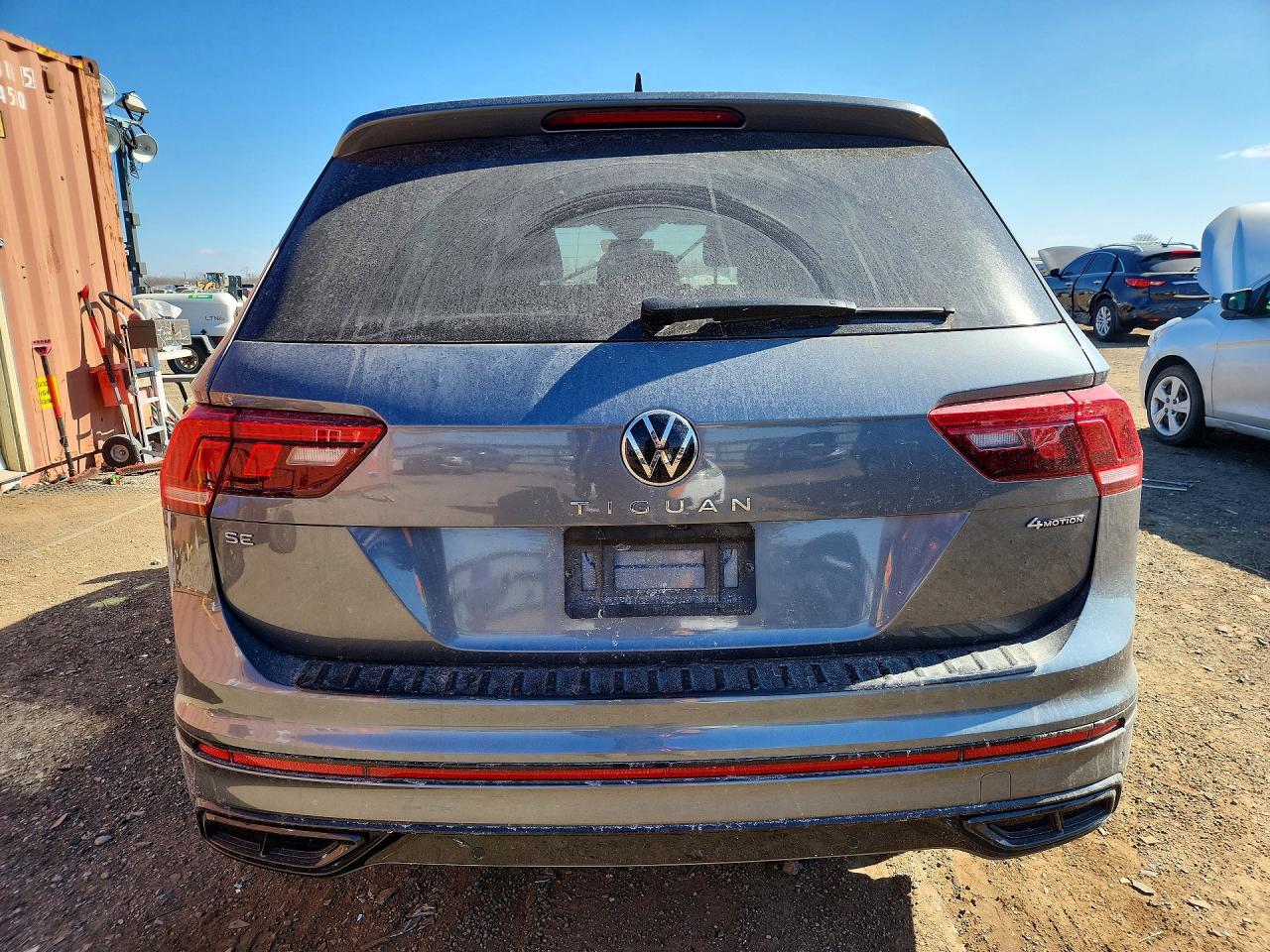 2024 VOLKSWAGEN TIGUAN SE R-LINE BLACK photo 6