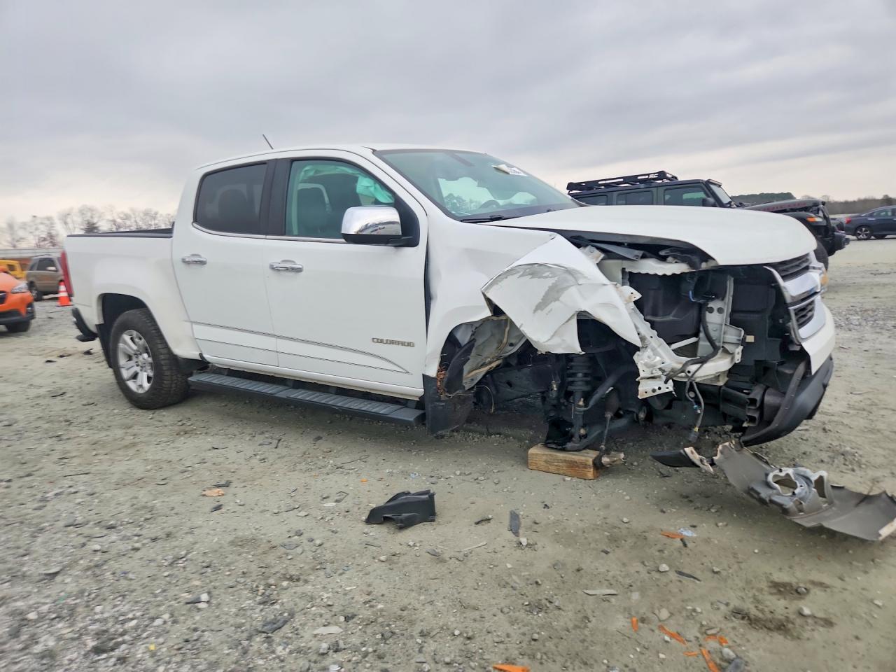 2018 CHEVROLET COLORADO LT photo 4