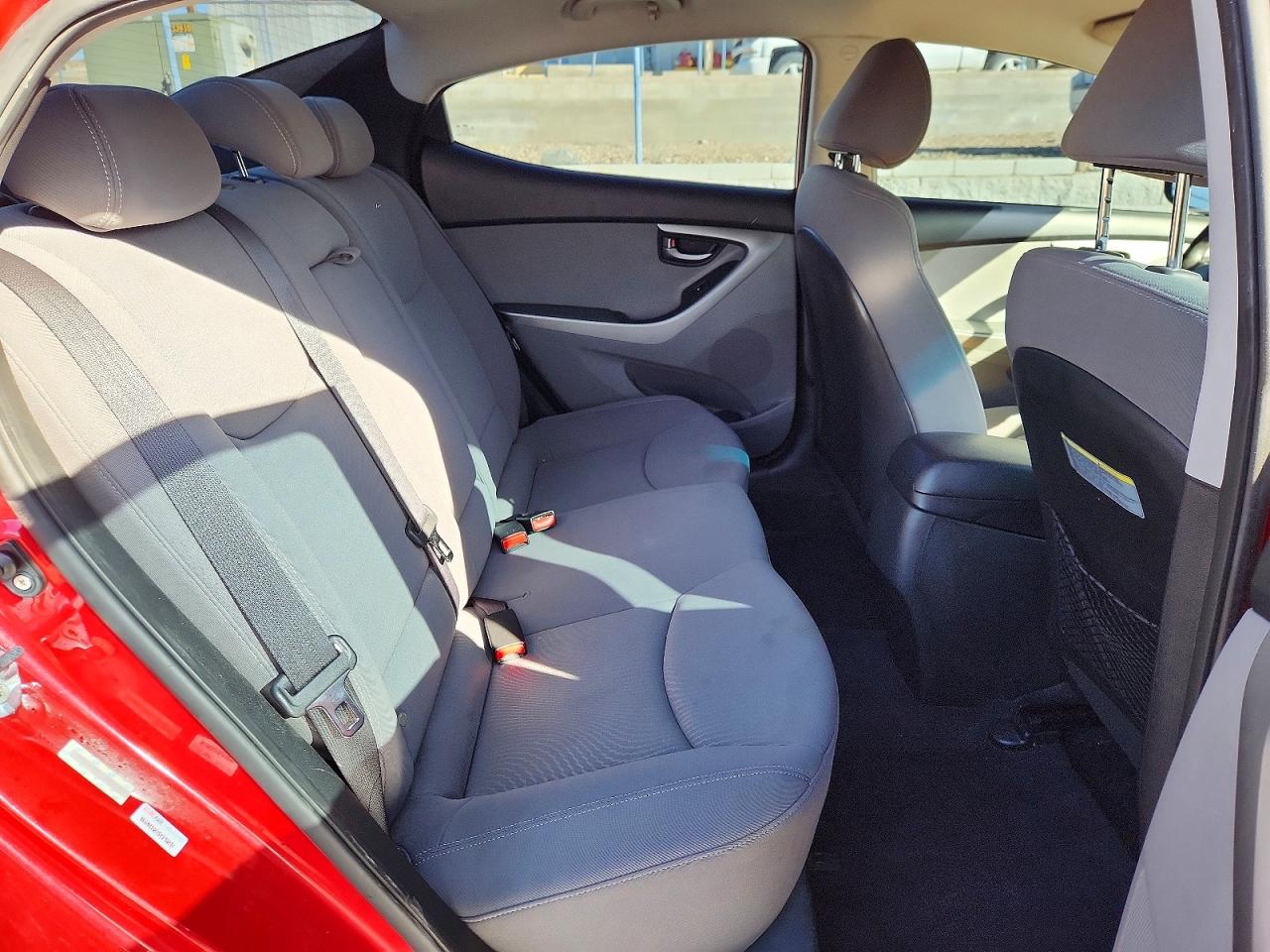 2014 HYUNDAI ELANTRA SE photo 10