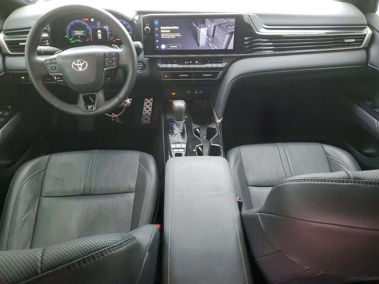 2025 TOYOTA CAMRY XSE photo 15