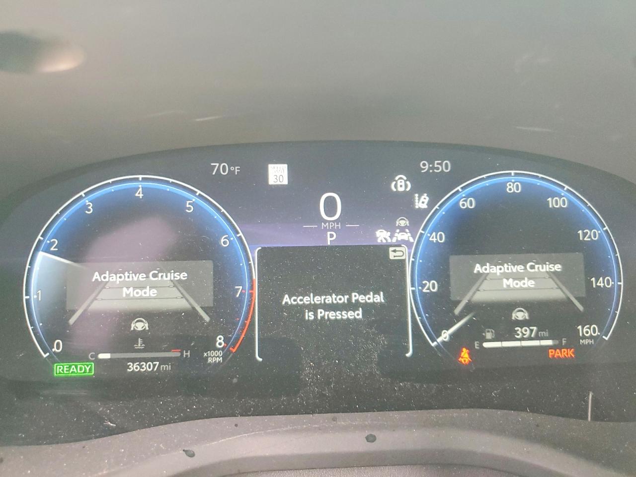 2025 TOYOTA CAMRY XSE photo 17