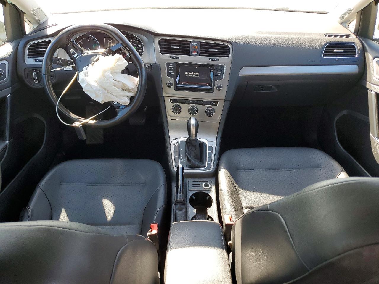 2015 VOLKSWAGEN GOLF SPORTWAGEN TDI S photo 15