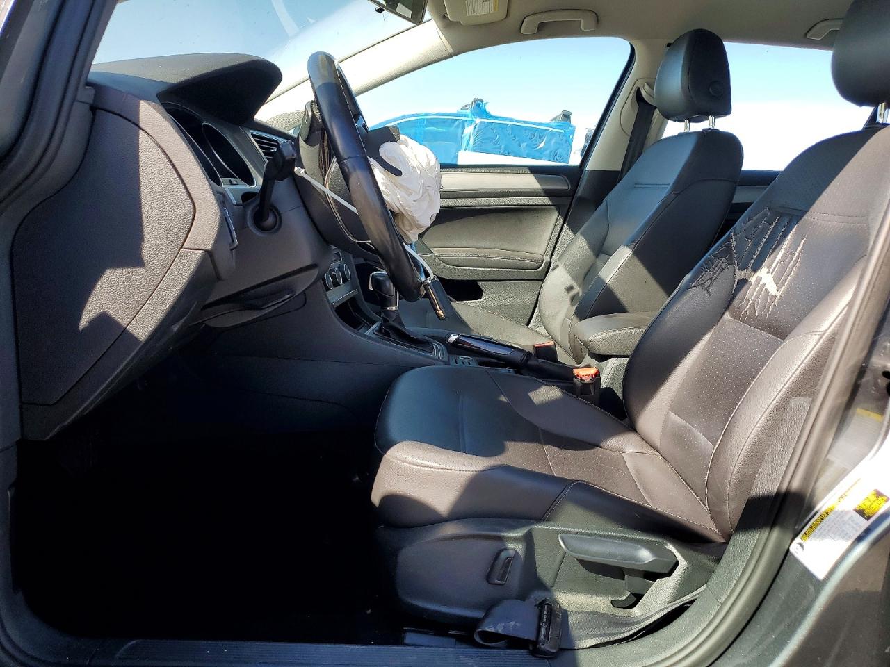 2015 VOLKSWAGEN GOLF SPORTWAGEN TDI S photo 13