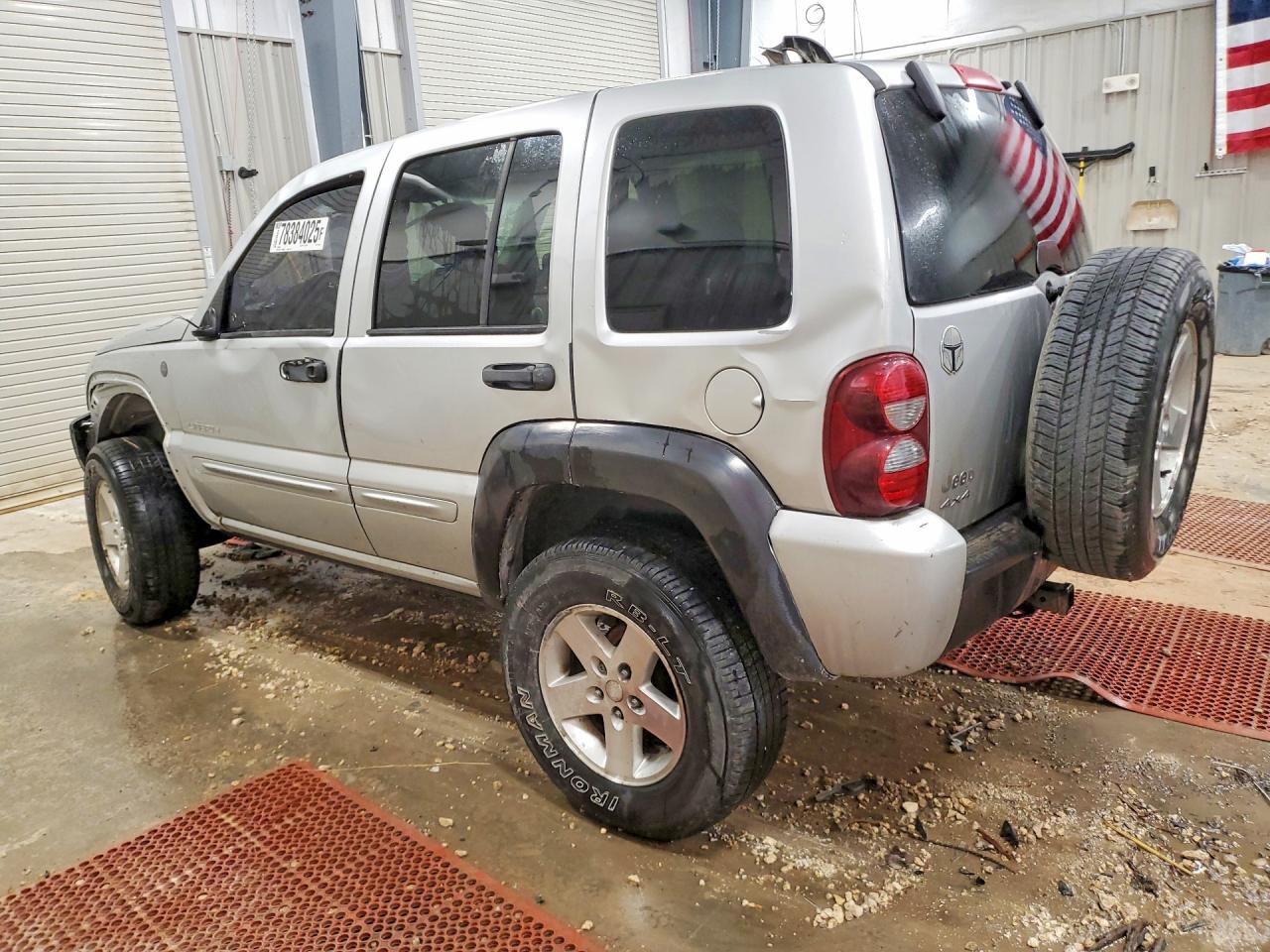 2004 JEEP LIBERTY LIMITED photo 2