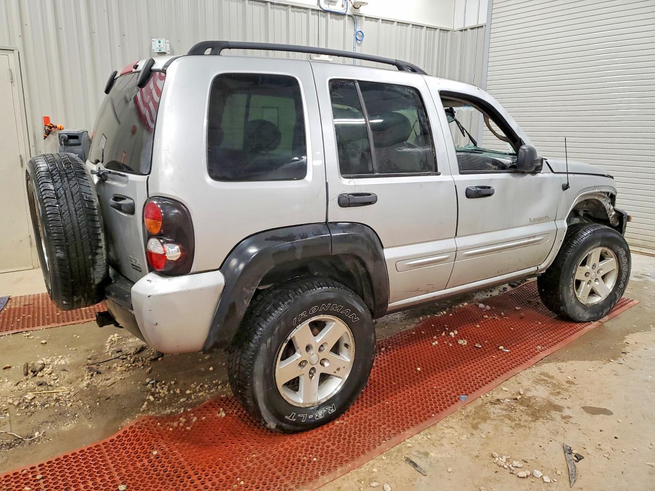 2004 JEEP LIBERTY LIMITED photo 3