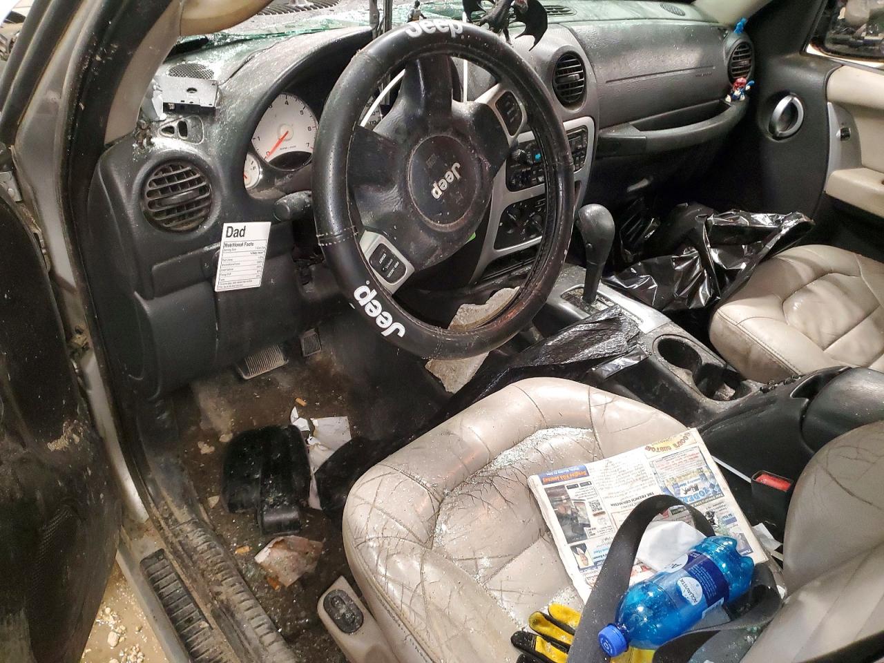 2004 JEEP LIBERTY LIMITED photo 8
