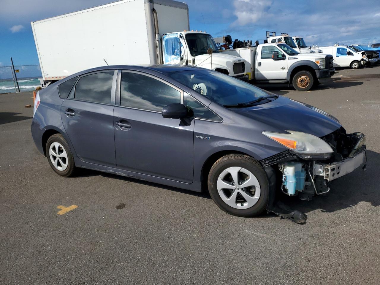 2013 TOYOTA PRIUS photo 10