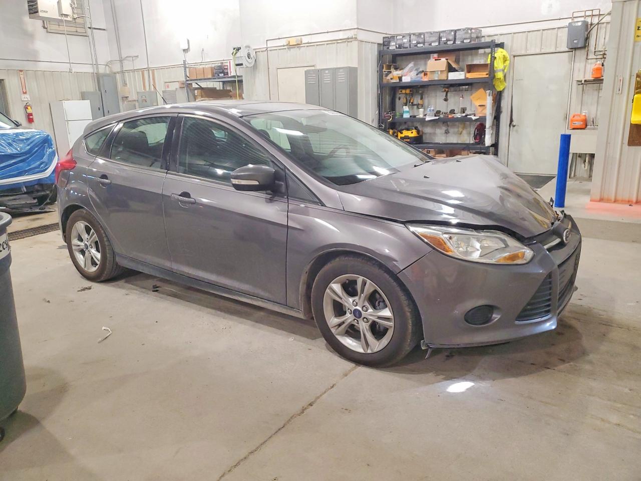 2014 FORD FOCUS SE photo 4