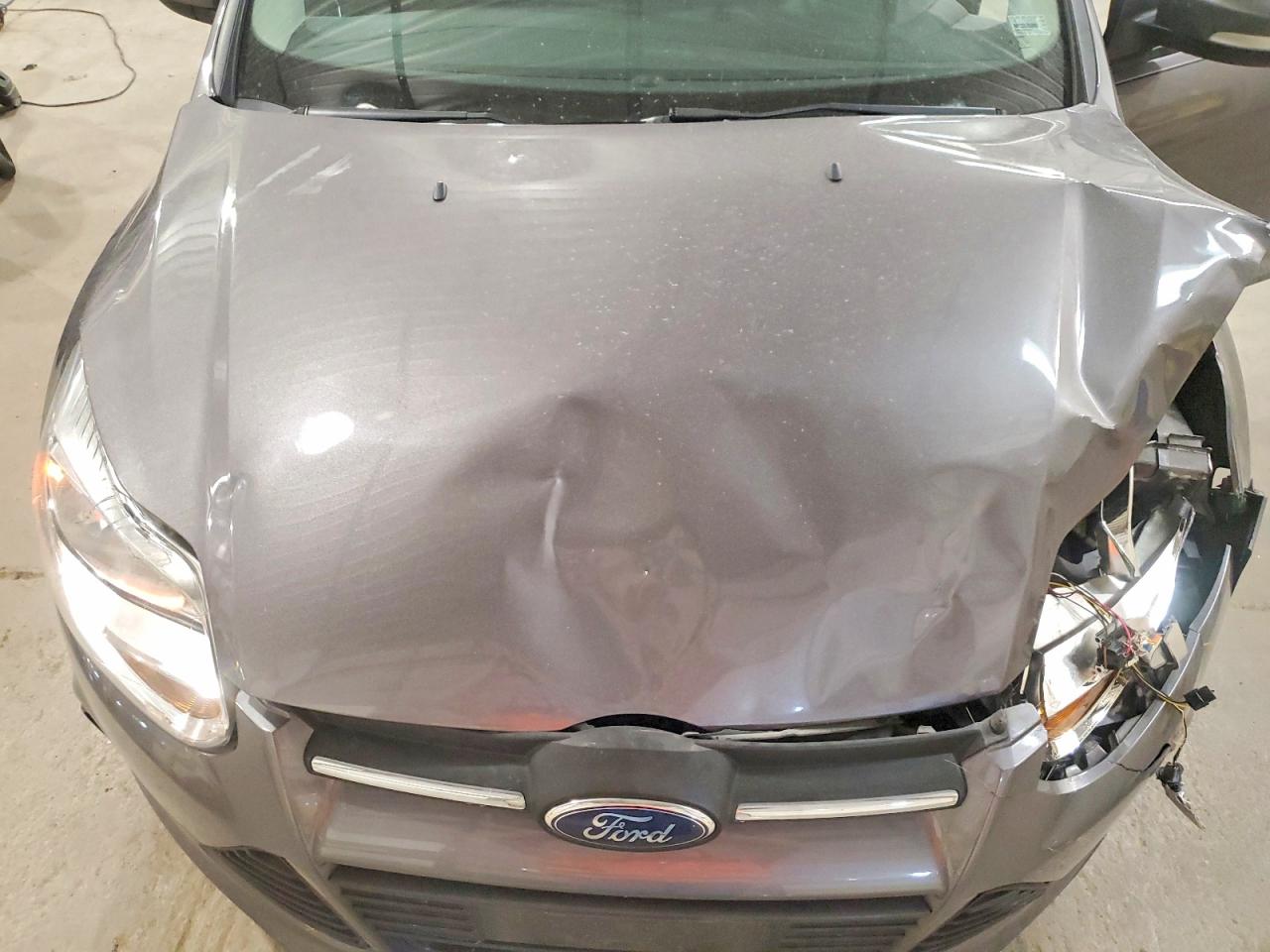 2014 FORD FOCUS SE photo 12
