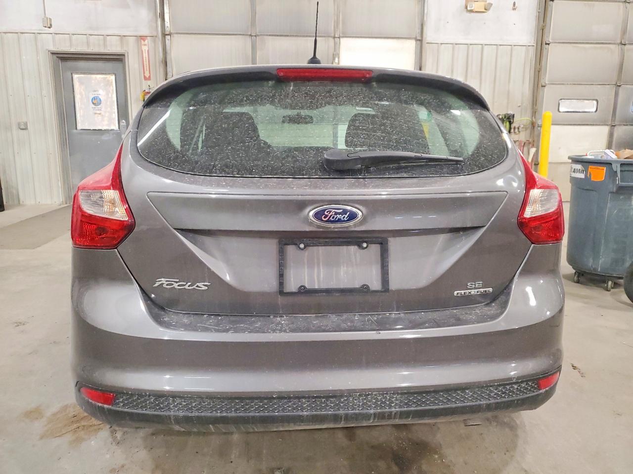 2014 FORD FOCUS SE photo 6