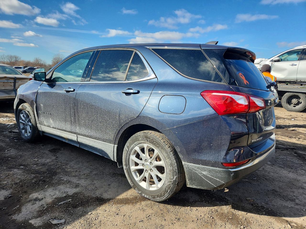 2018 CHEVROLET EQUINOX LT photo 2