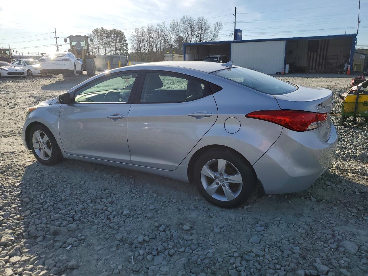 2013 HYUNDAI ELANTRA GLS photo 2