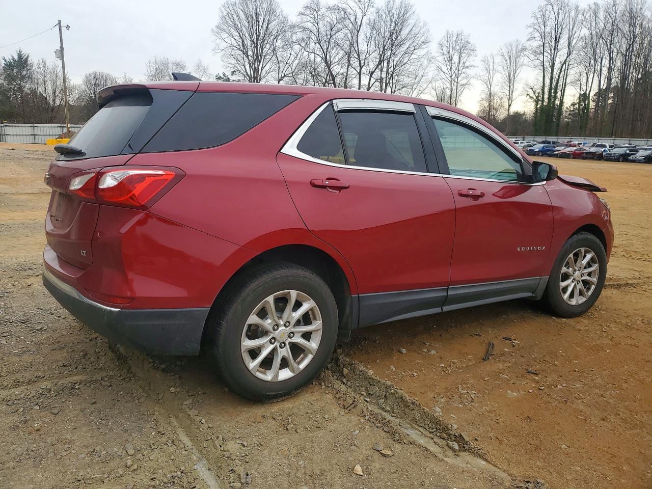 2018 CHEVROLET EQUINOX LT photo 3