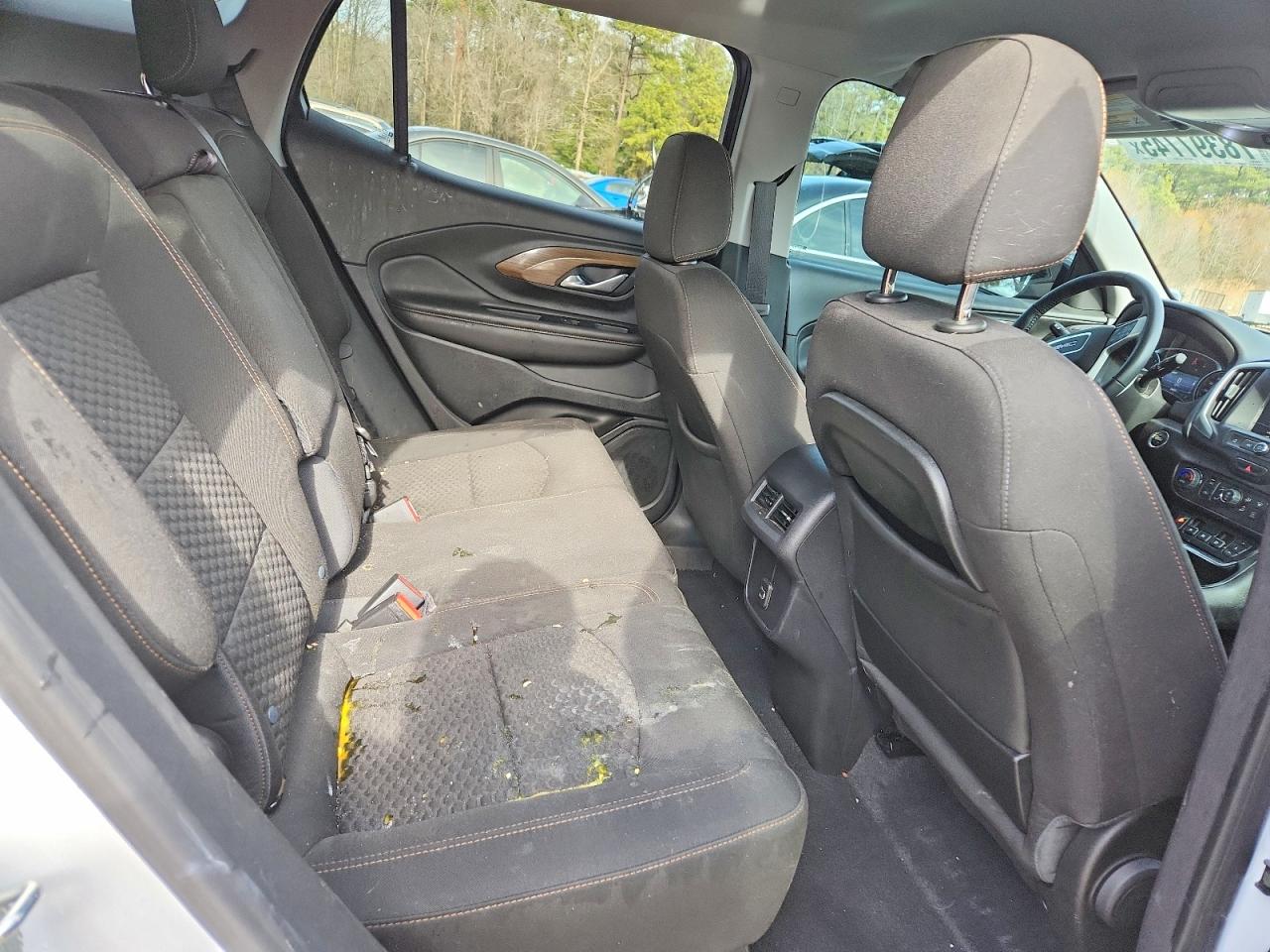 2020 GMC TERRAIN SLE photo 11