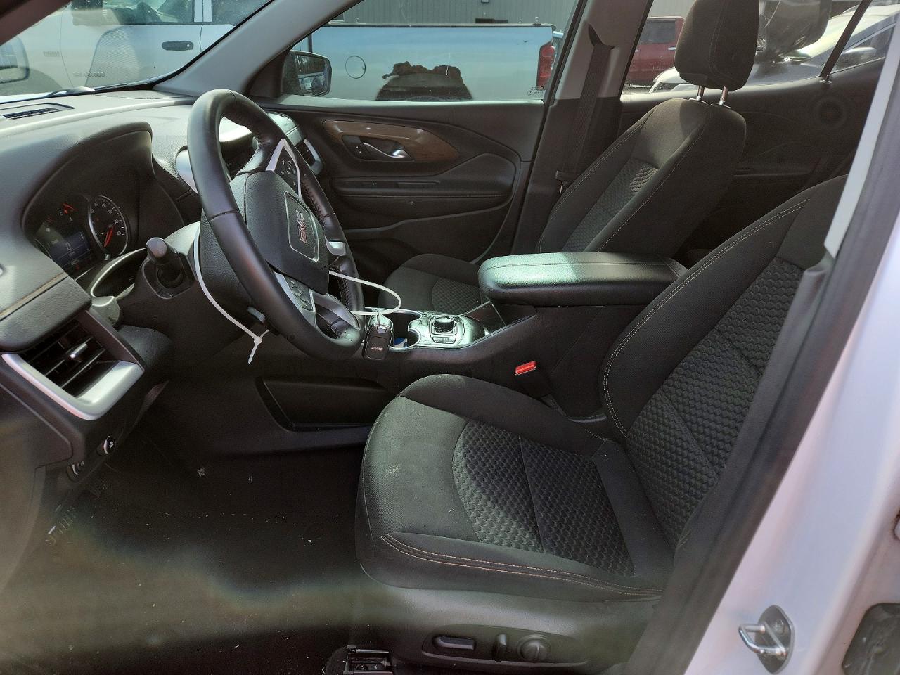 2020 GMC TERRAIN SLE photo 7