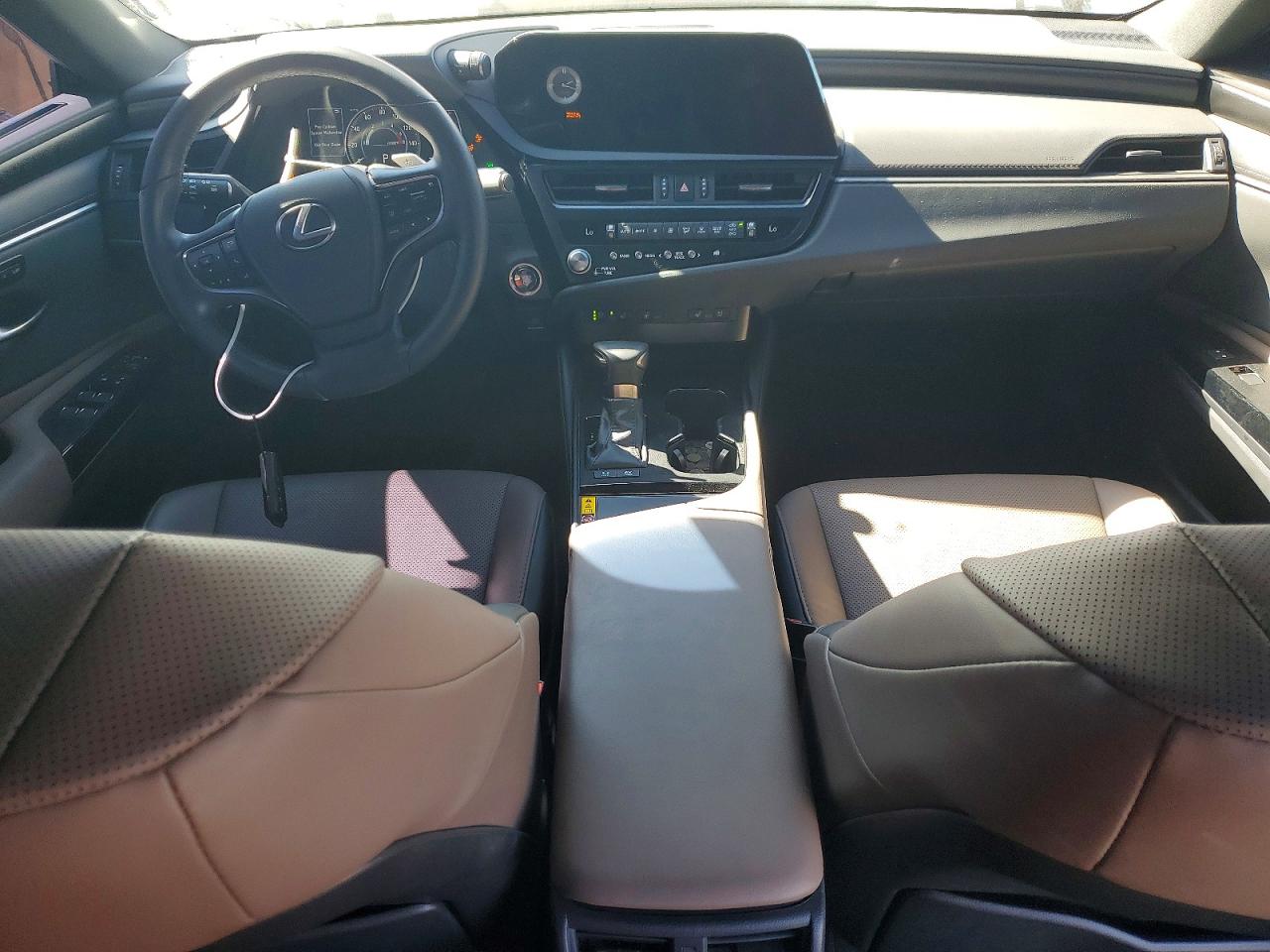 2025 LEXUS ES 300H BASE photo 8