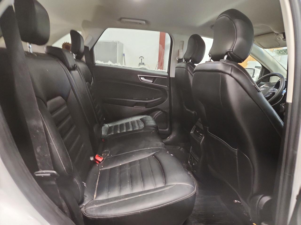 2019 FORD EDGE SEL photo 31